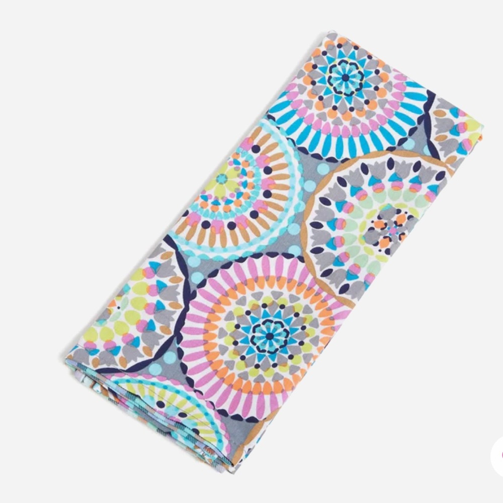 Vera Bradley Kitchen Towels in Sunny Medallion Set of 2
